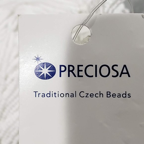 Preciosa Traditional Czech Beads - 11/0 - NWT- Opaque White- 12 Hanks (1 pound) - Picture 2 of 3